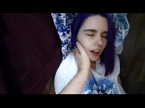 ❤️ Tìm thấy sis của tôi trong tủ quần áo và giúp cô ấy Hãy Sluts ở% vi.xxxomg.ru% ❌